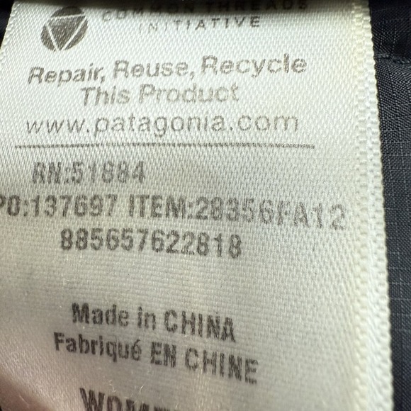 Patagonia Fiona Parka Womens XS Black 28356 Down Coat $299 - Picture 9 of 9